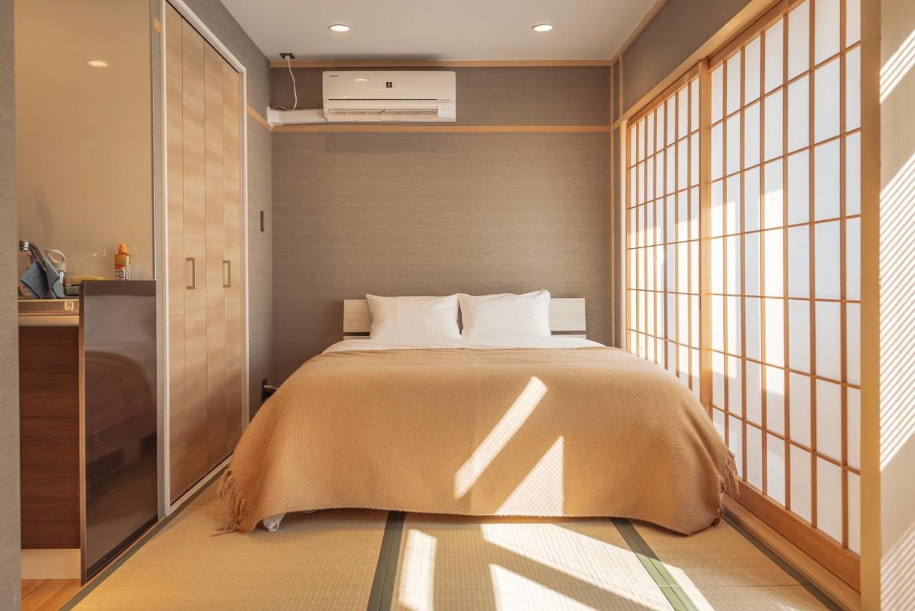 谷町君・星hotel・道頓福居 Osaka Exteriör bild